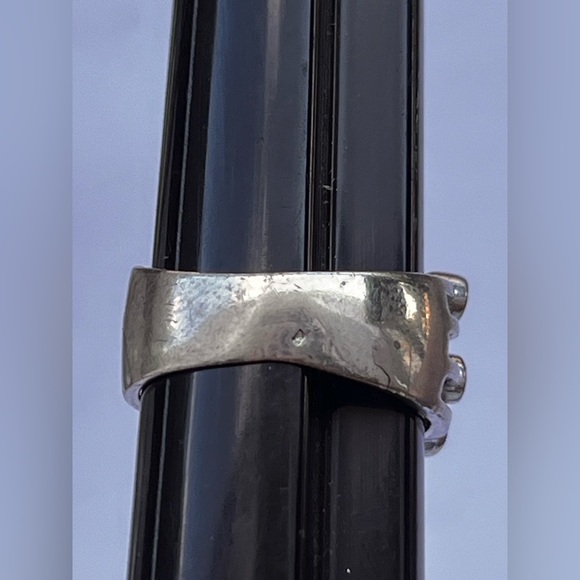 Multi stone band silver with cubic stones layered Marked 925 NF Ring size 7.5 - Picture 5 of 5